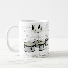 Tasse - marschierende Trommeln mit Blattmusik