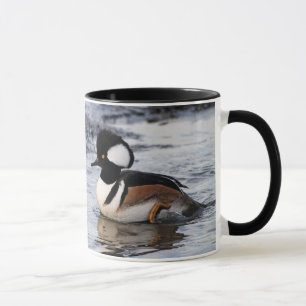 Tasse Merganseur à capuchon en mouvement