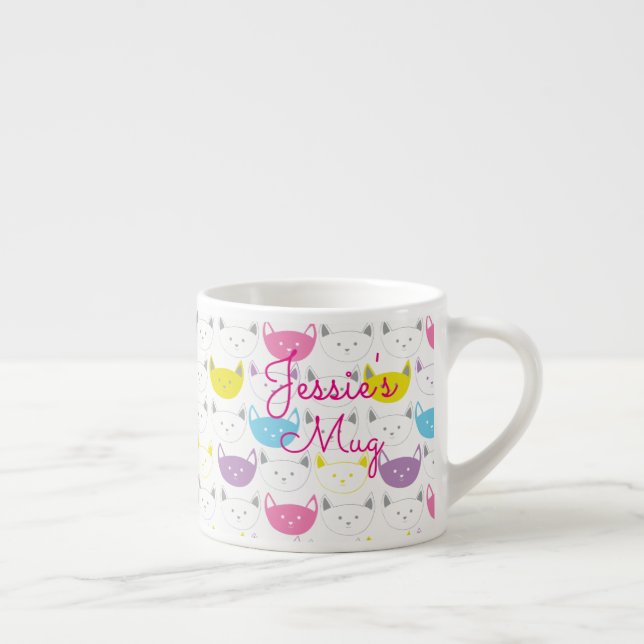 Tasse mignonne de petite fille d'impression de (Droite)