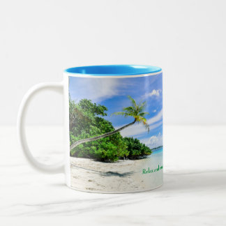 Tasse mit blauem Innen- u. tropischem Druck