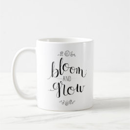 Tasse mit Blüten und Wachsen