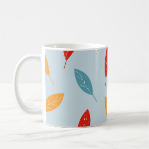 Tasse mit bunten Blätter