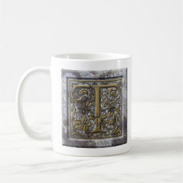 Tasse mit dem ursprünglichen "T"