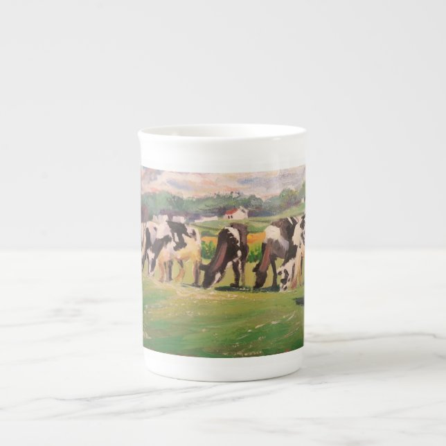 Tasse mit dem Weiden lassen der Kühe (Vorderseite)