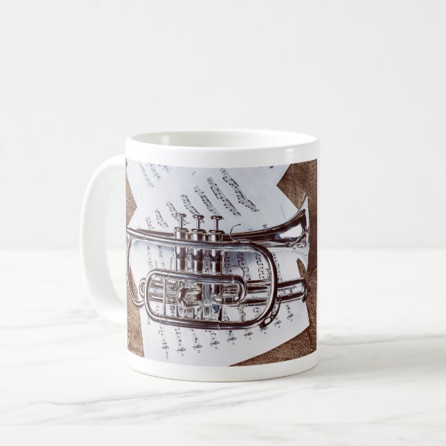 Tasse mit Kornetaufnahme (Vorderseite Links)