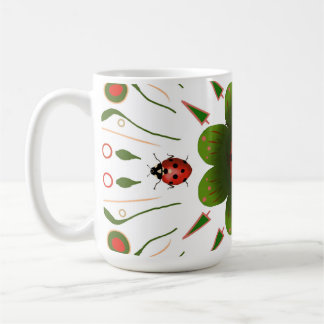 Tasse mit ladybug-Design, rot & grün auf weiß.