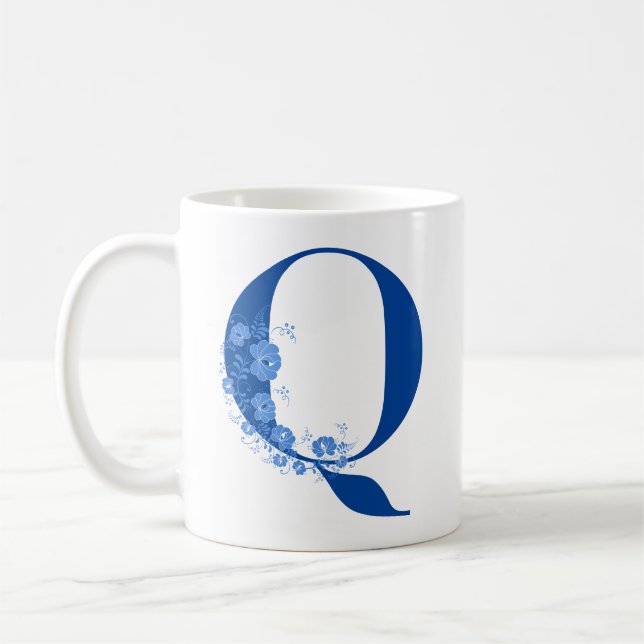 Tasse mit Monogramm Floral Letter Q (Links)