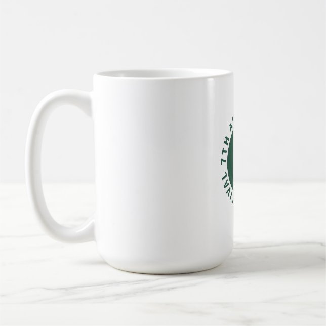 Tasse mit neuem Design (Links)