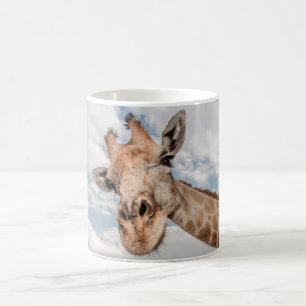 Tasse mit Portrait von Giraffe.
