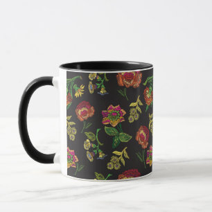 Tasse mit Stickerei - Blume auf schwarzem Hintergr