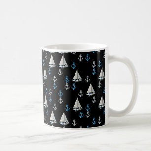 Tasse nautique de bateaux à voile et d'Ancres