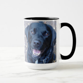 Tasse noire de Labrador