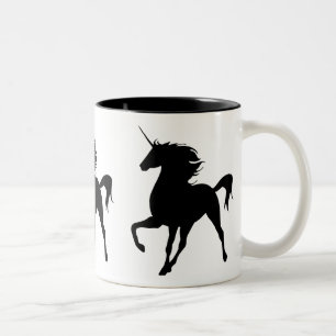 Tasse noire de silhouette de licorne