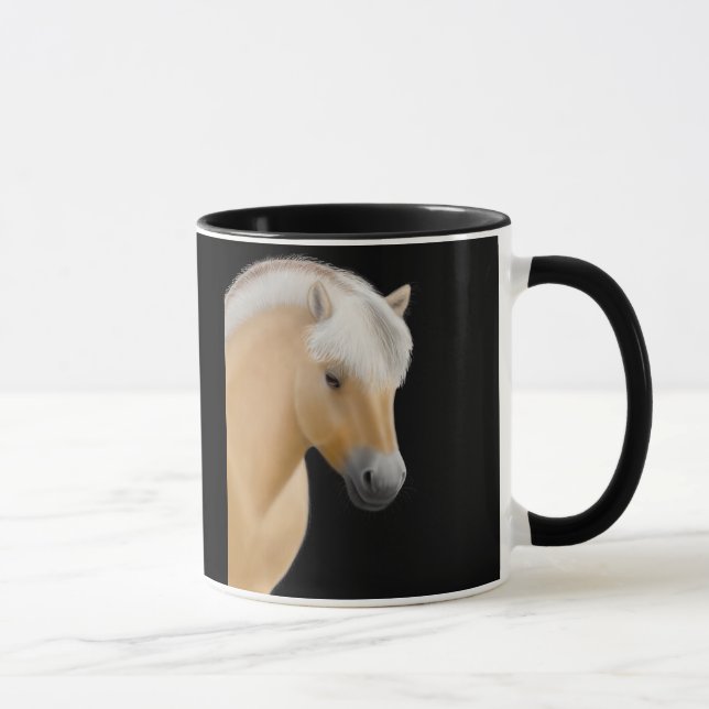 Tasse norvégienne de cheval de fjord (Droite)
