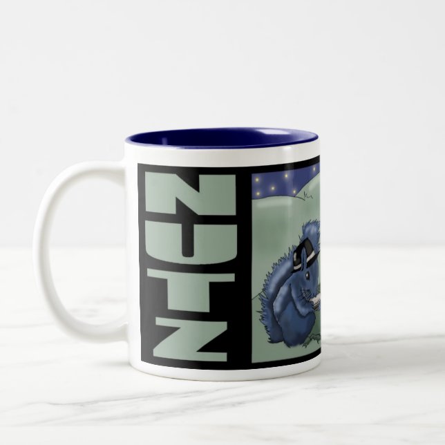 Tasse "Nutz McGee" - par kev Moore (Gauche)