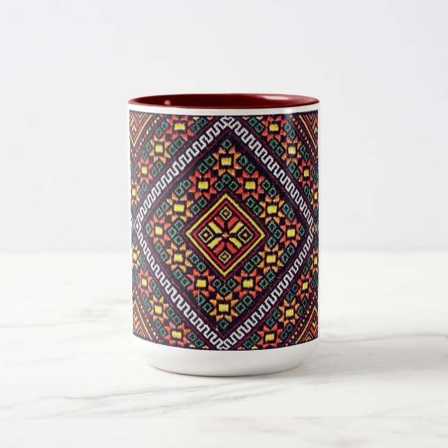 Tasse orange des soleils de broderie de Vyshyvanka (Centre)