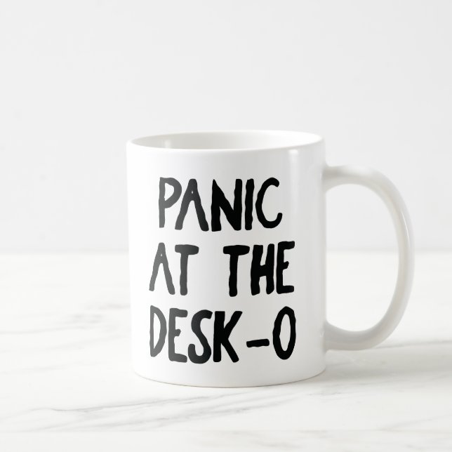 Tasse "Panik am Schreibtisch O" 🖥️ 😱 (Rechts)