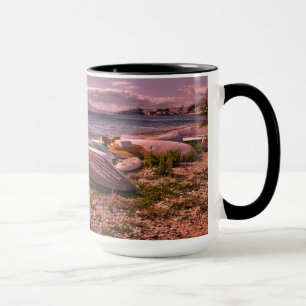 Tasse Plage abandonnée des bateaux d'aviron   L'Olla,