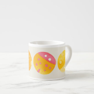 Tasse pointillée de café express d'insecte