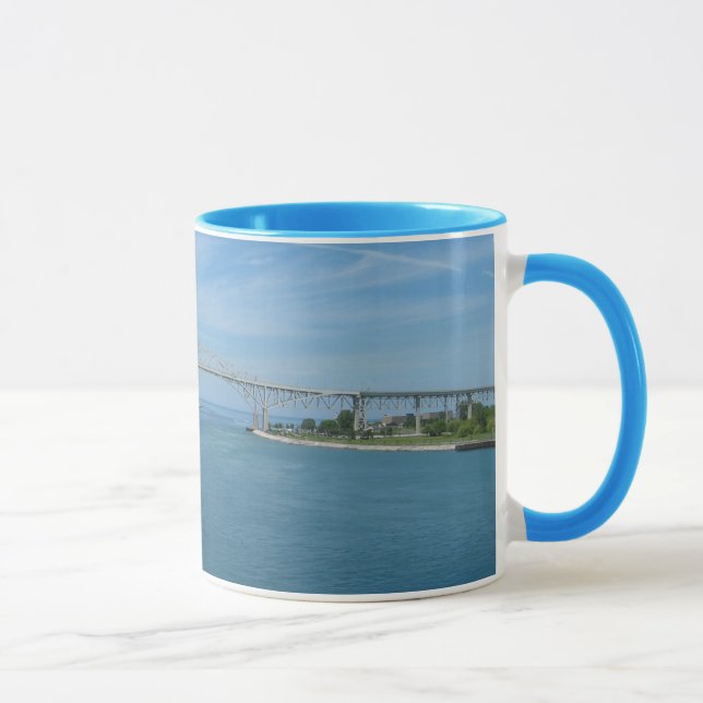 Tasse Pont en eau bleue, port Huron, MI Sarnia, dessus (Droite)