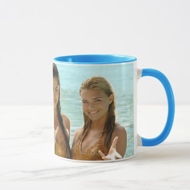 Tasse Pose de groupe dans l'eau (Droite)