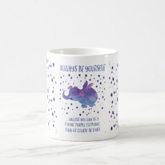 Tasse pourpre d'éléphant