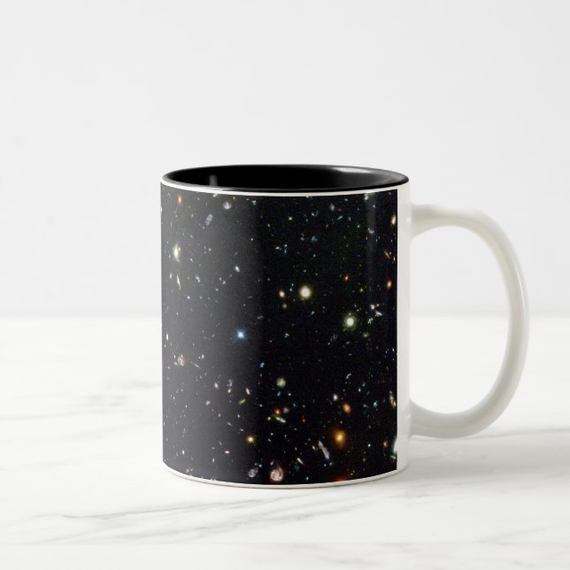 Tasse profonde de champ de Hubble (Droit)