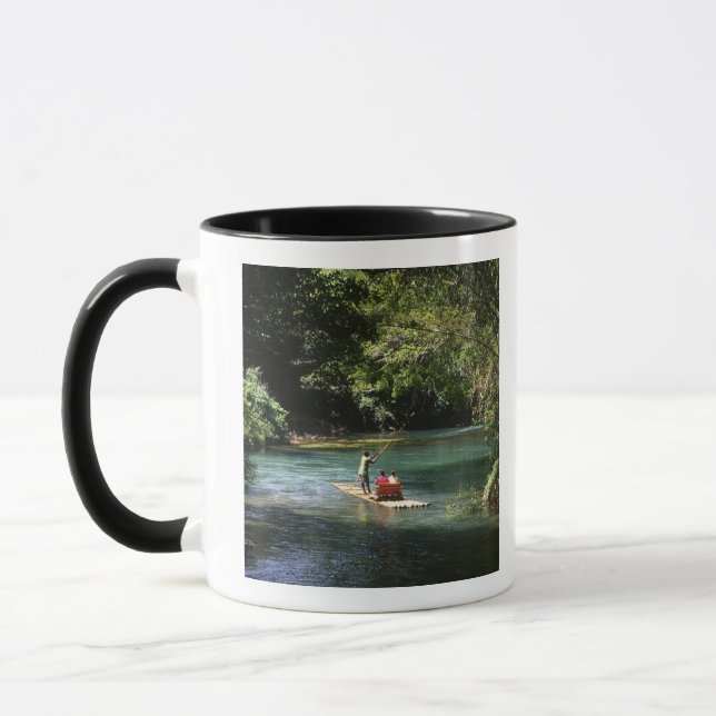 Tasse Rafting sur la rivière Martha Brae, Falmouth, (Gauche)