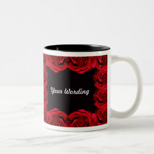 Tasse romantique d'équilibre de frontière de roses