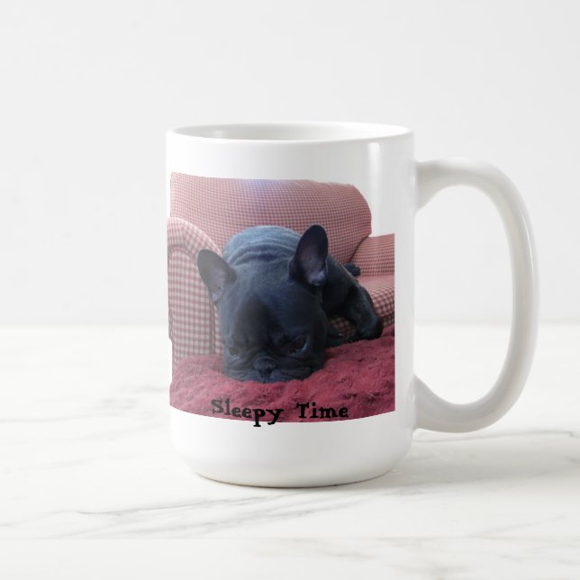 Tasse somnolente de bouledogue français de temps (Droite)