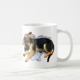Tasse somnolente de Coffe de berger allemand