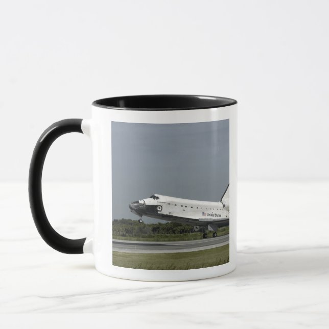 Tasse Space Shuttle Endeavour touche down (Gauche)