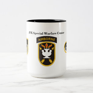 Tasse spéciale de centre de guerre de JFK