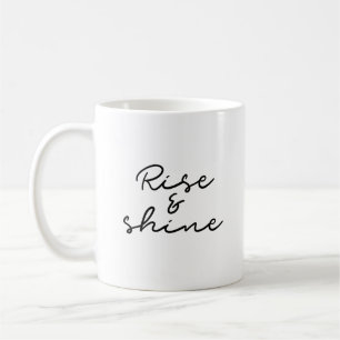 Tasse steigt und glänzt