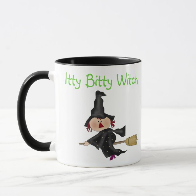 Tasse T-shirts et cadeaux Itty Bitty Witch (Gauche)