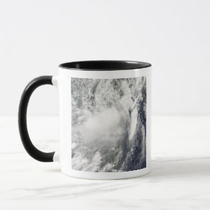 Tasse Tempête tropicale Conson approchant le Vietnam