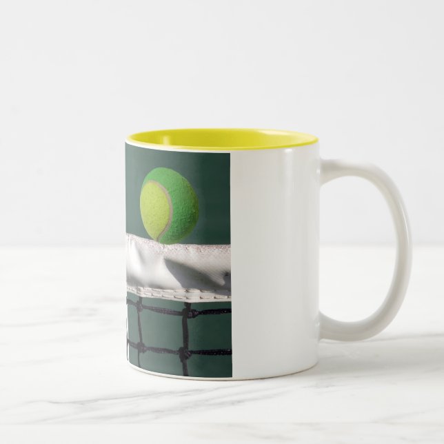 Tasse - Tennis-Ball unter gelassen (Rechts)