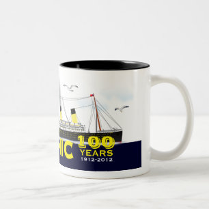 Tasse titanique d'anniversaire de tragédie