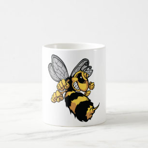 Tasse très fâchée d'abeille