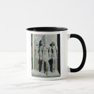 Tasse Triade de Menkaure avec la déesse Hathor