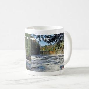 Tasse über den oberen und unteren Tahquamenon Fal