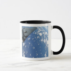 Tasse Un KC-135 Stratotanker réapprovisionne en