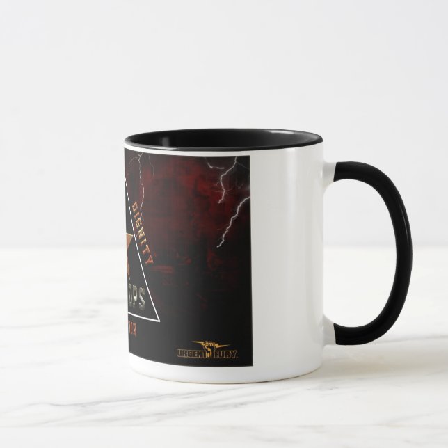 Tasse urgente d'opérations spéciales de fureur (Droite)