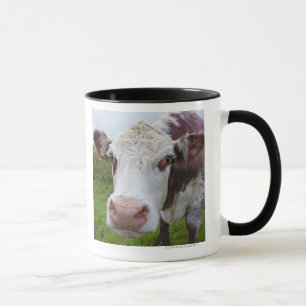 Tasse Vache simple peerring dans l'appareil-photo