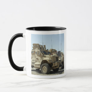 Tasse Véhicule MaxxPro antimine antibrousse protégé