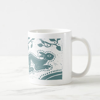 Tasse vert d'eau celtique de lièvres
