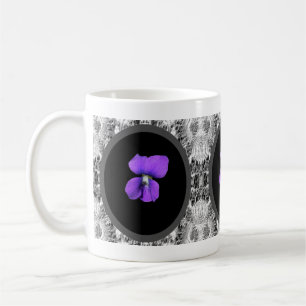 Tasse violette pourpre