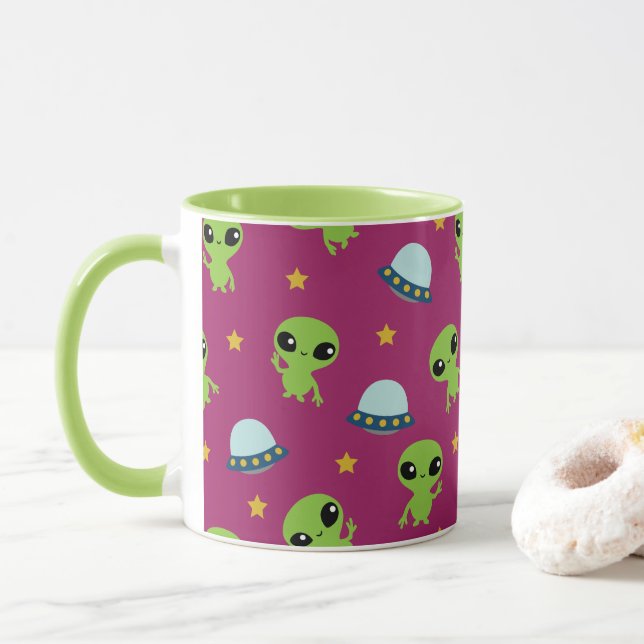 Tasse von Außerirdischen (Mit Donut)