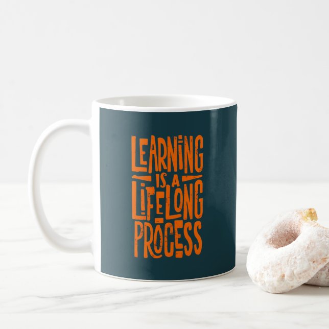 Tasse von Schülern und Schülern ist ein lebenslang (Mit Donut)