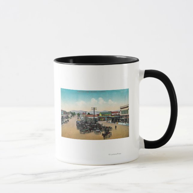 Tasse Vue aérienne de Lower Main StreetPetaluma, CA (Droite)